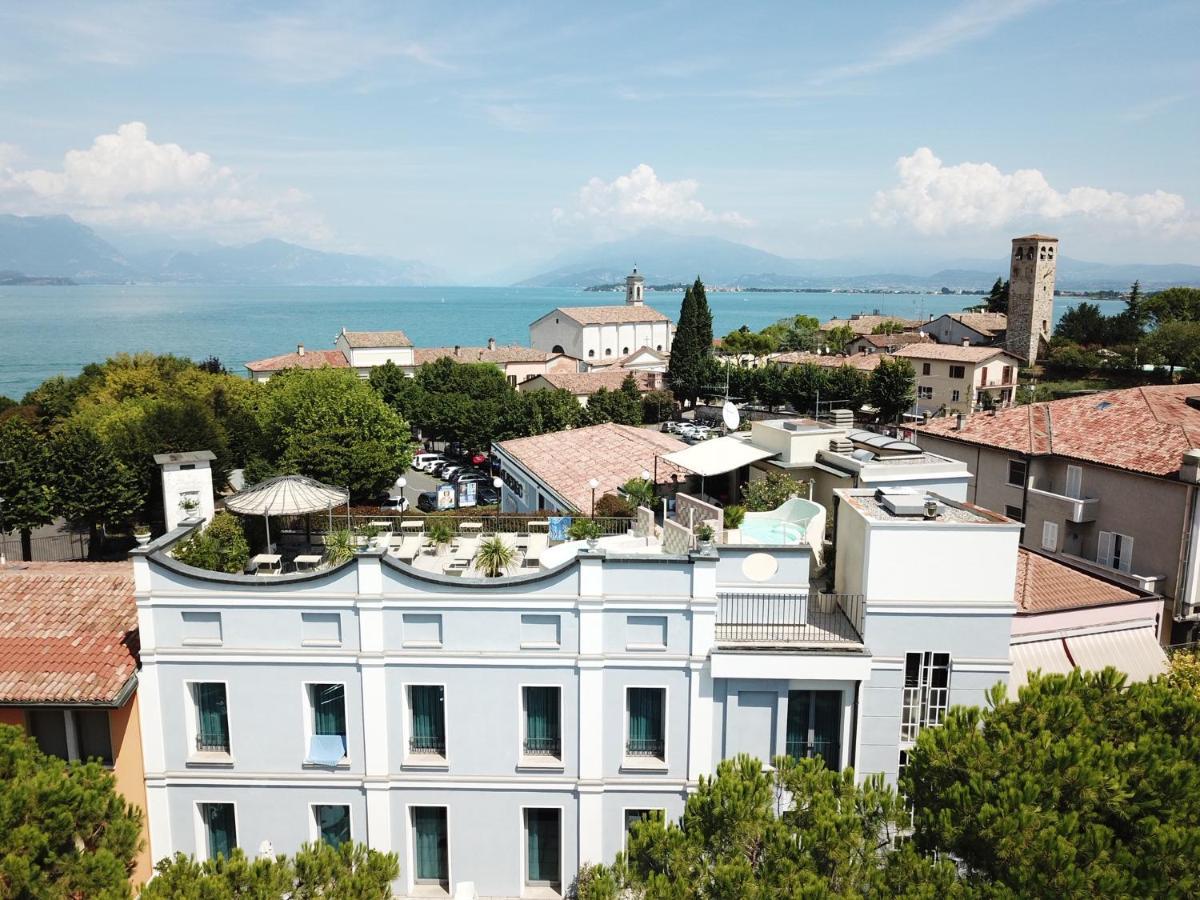 Hotel Enrichetta ديسينسانو ديل غاردا المظهر الخارجي الصورة